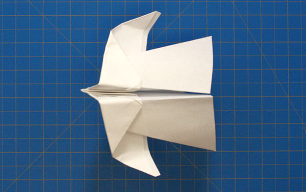 most effective paper airplane