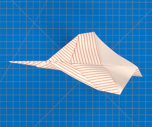 Avión de origamiImagen en miniatura