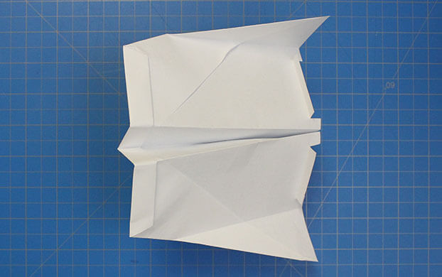 Fold 'N Fly » Loop Paper Airplane