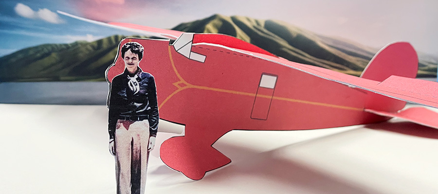 Amelia Earhart and her Papercraft Vega 5B